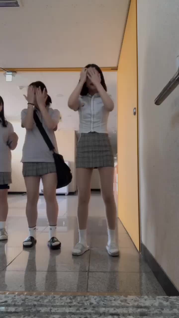 @민주다