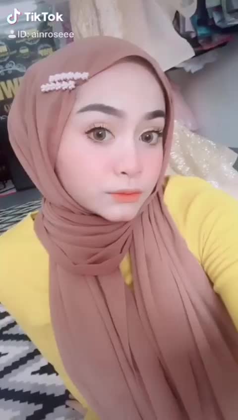 @Ainnrosee
