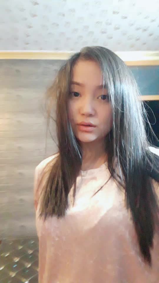@EmmaRai