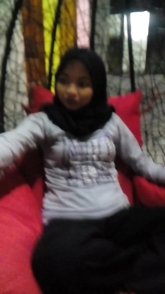 @Bella Nadhyra