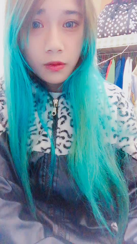 @煇