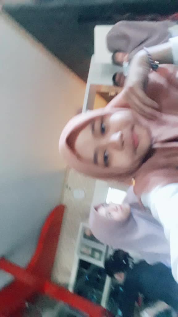 @Fhraaaaa_