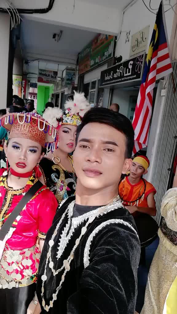 @Aqyem