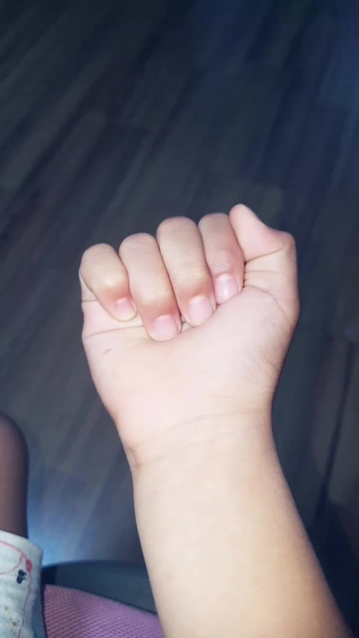 @최고은