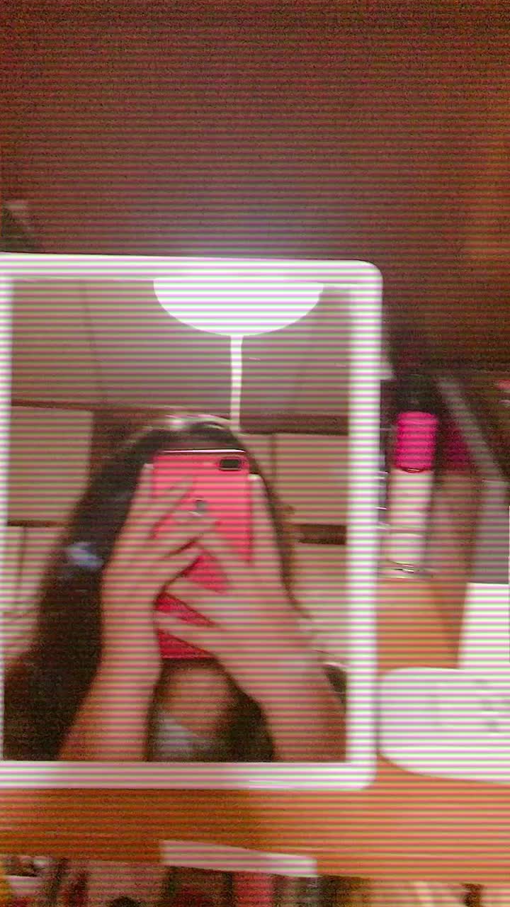 @jasminee