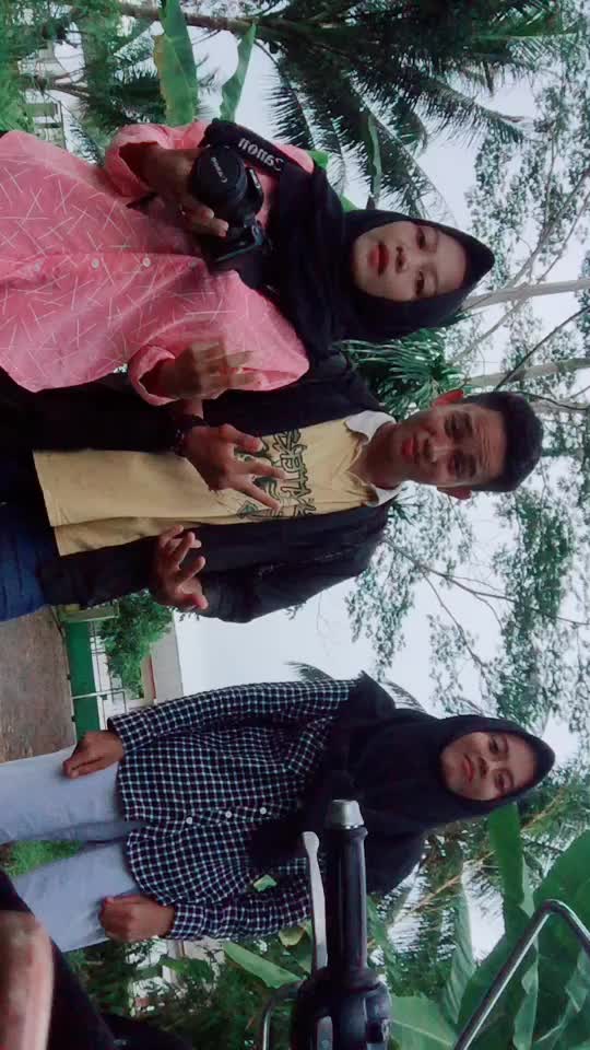 @Leni Jum Riana