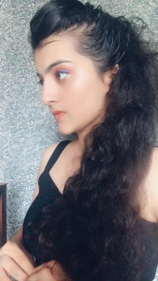@savi._.malhotra