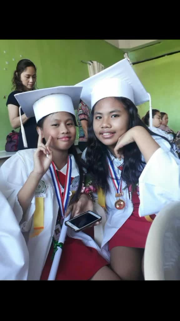 @AnnikaBalano Senia