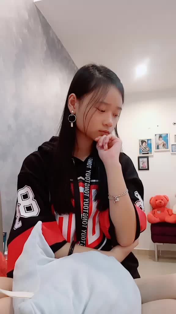 @j.l.z.y