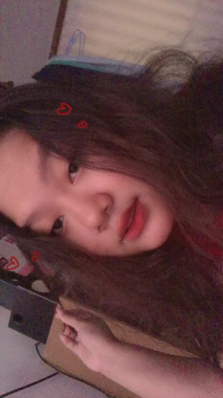 @jasminee