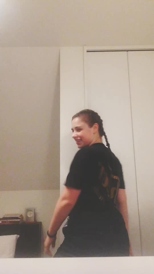 @+[[Emmaly]]+