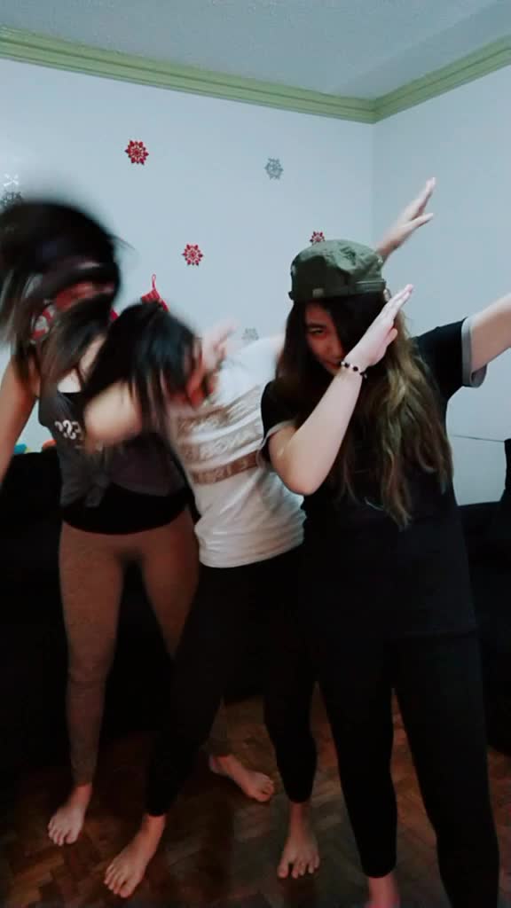 @Mendoza Sisters
