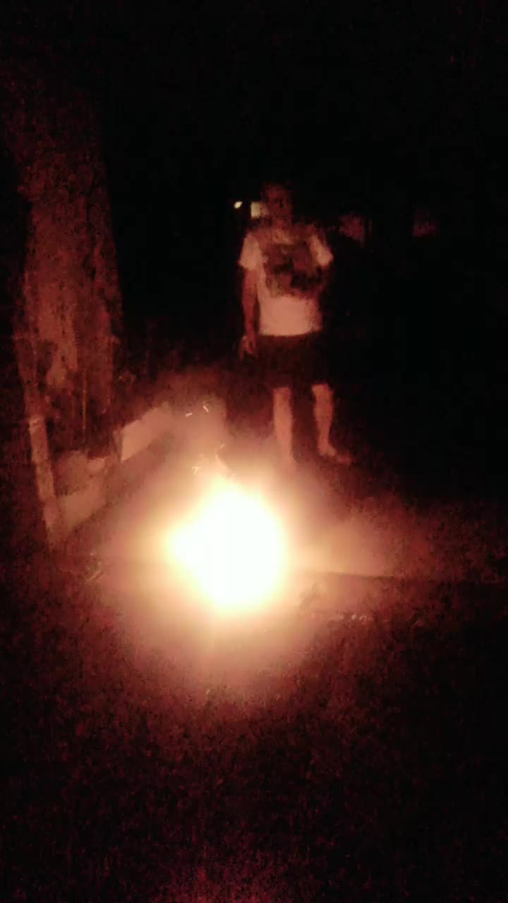 @(´・∀・`)ヘッ