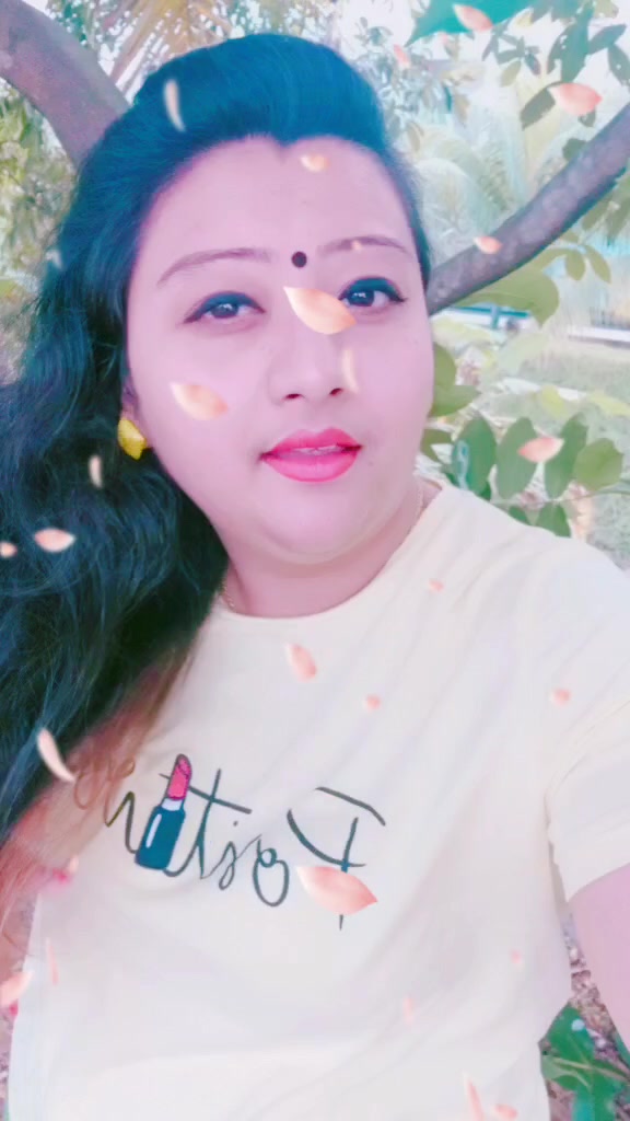 @👑Meera👑
