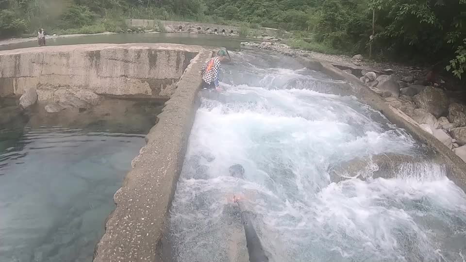 @豪