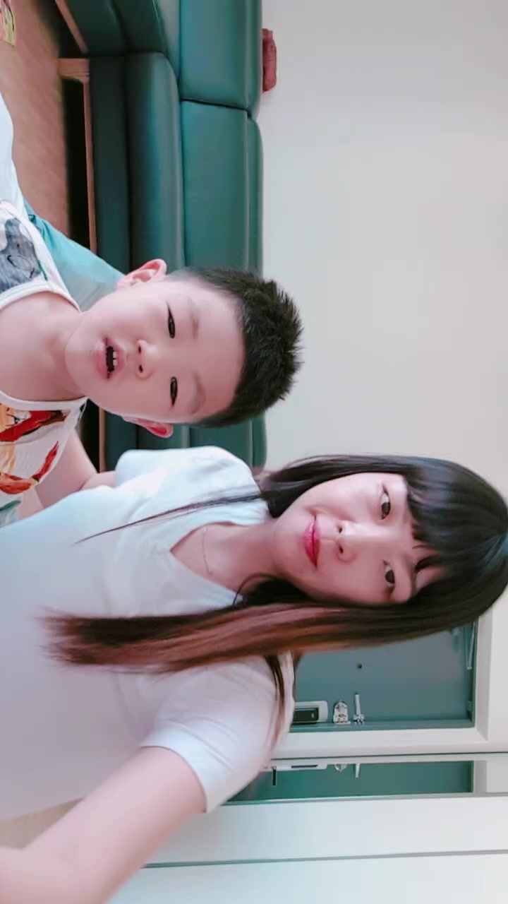 @황나래