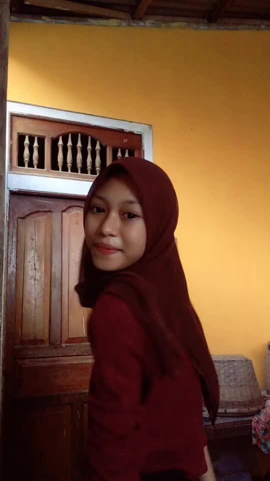 @reni🌻