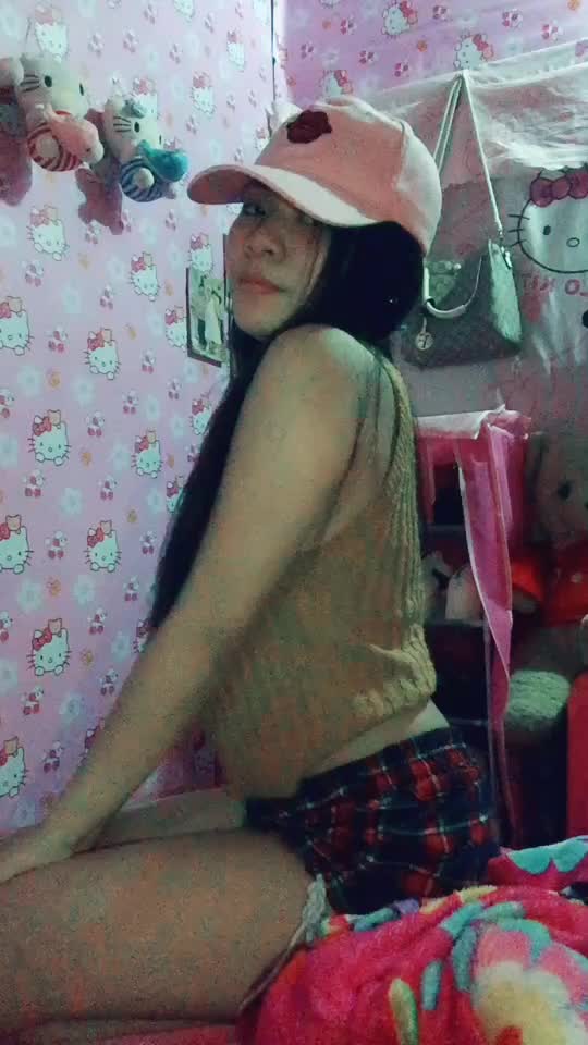 @AnikkaEstella69