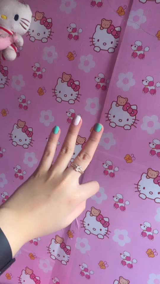 @AnikkaEstella69