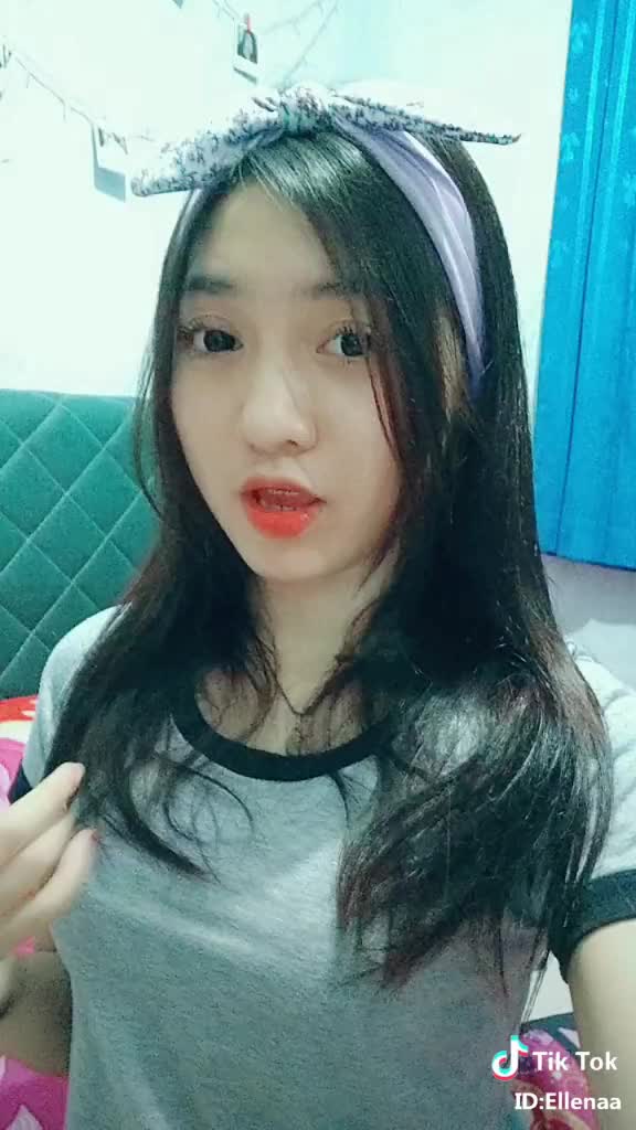@Ellena