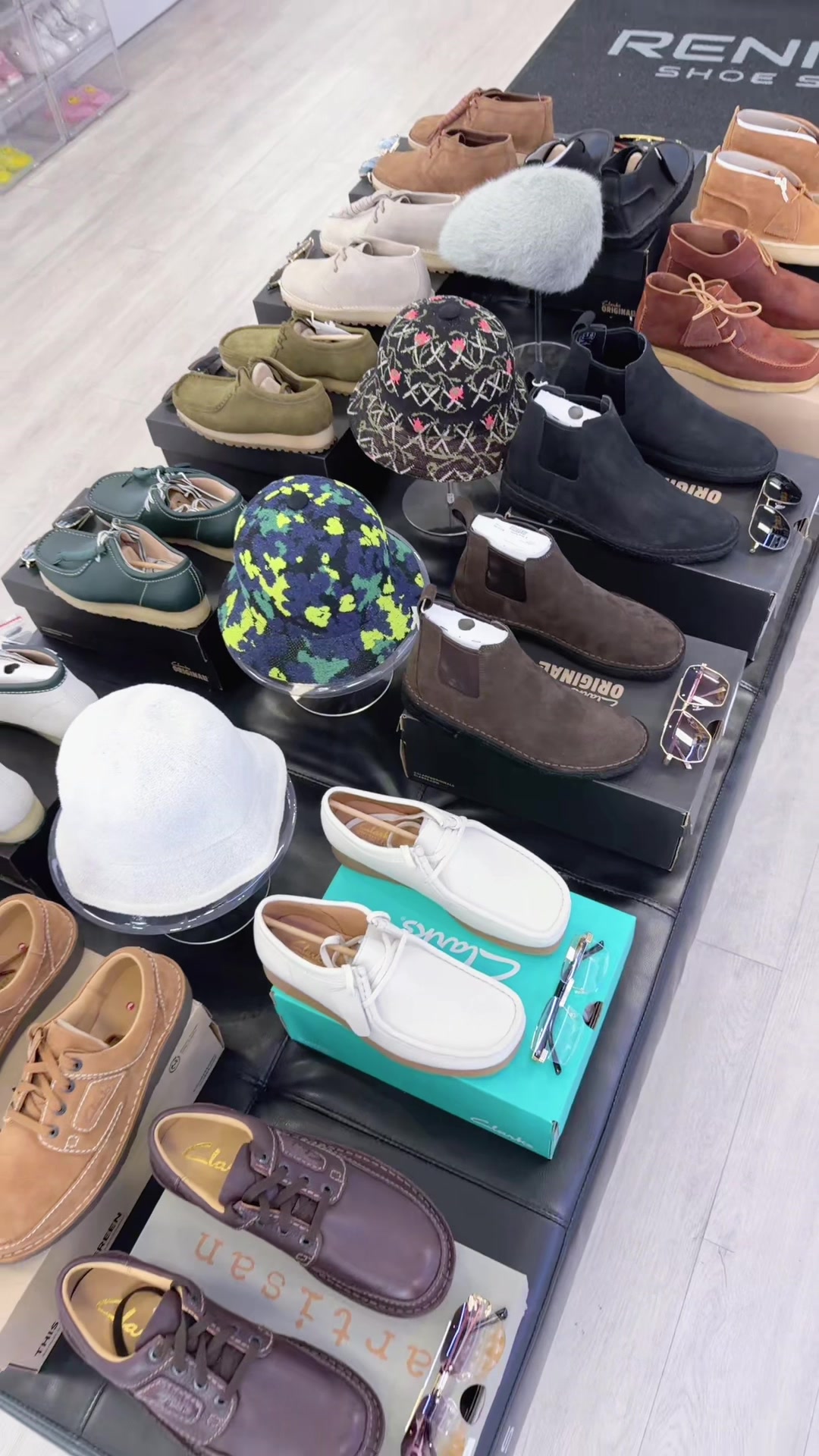 @Rennies Shoe Store