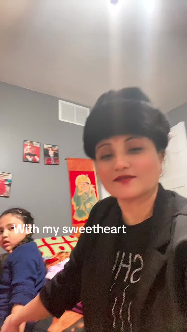 @Bishnubasne👩‍👩‍👦