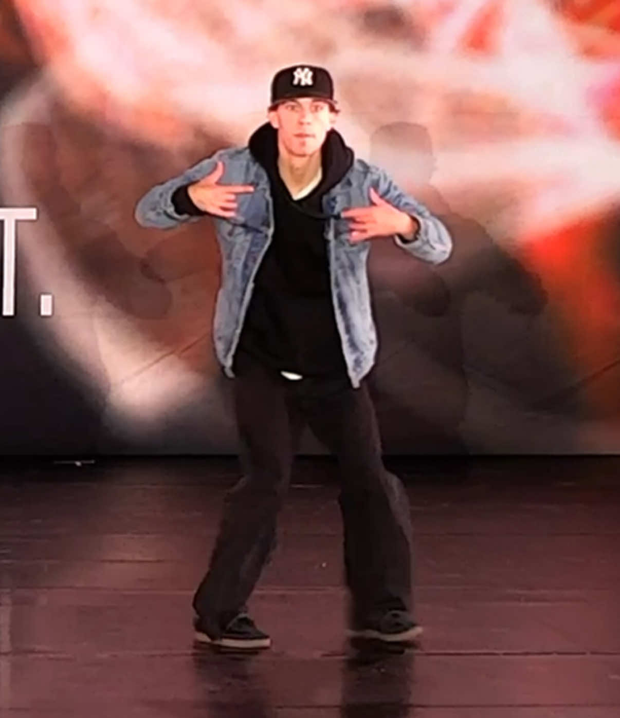 @VIEW Dance Challenge