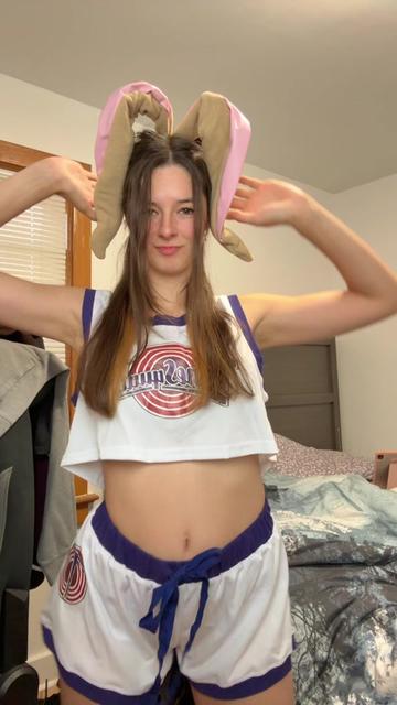 @EllaBloom