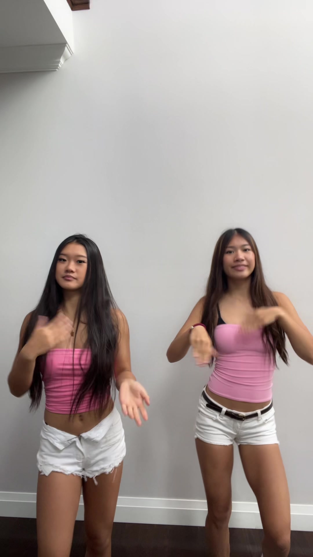 @eliseandsophia