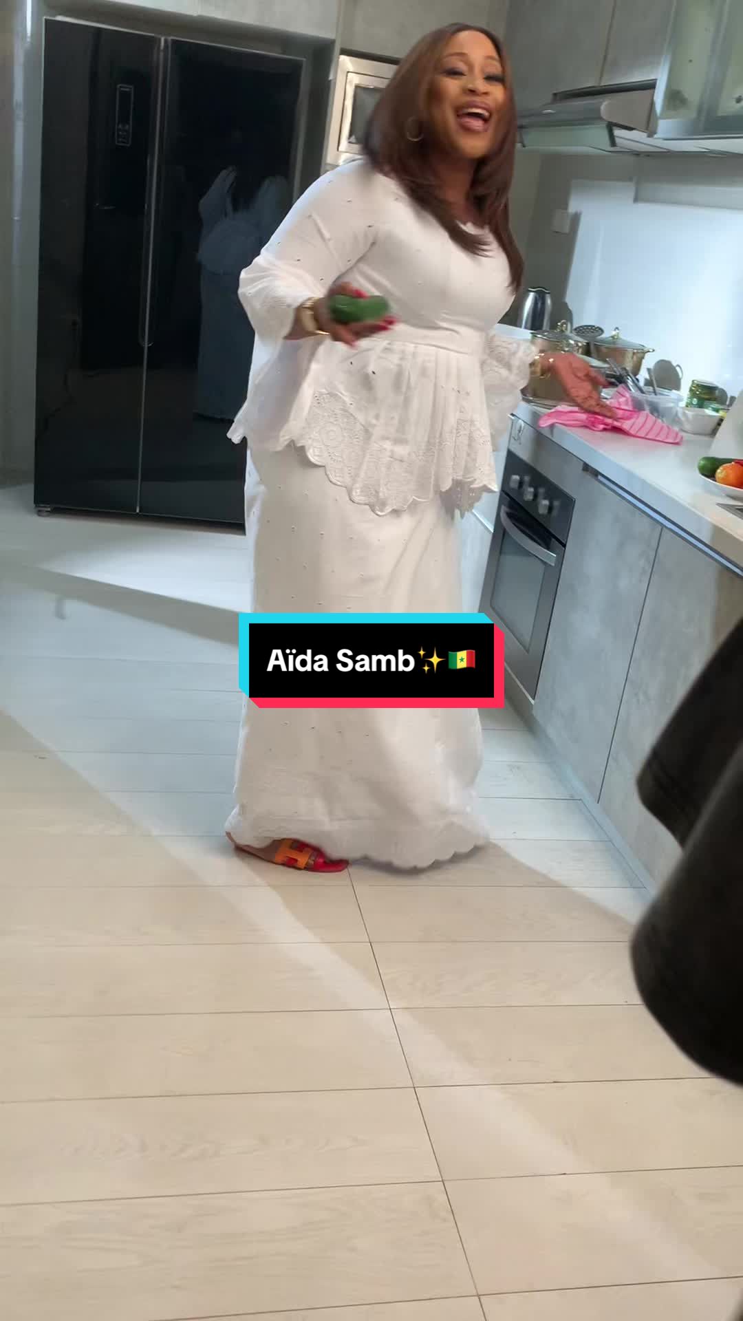 @🥷