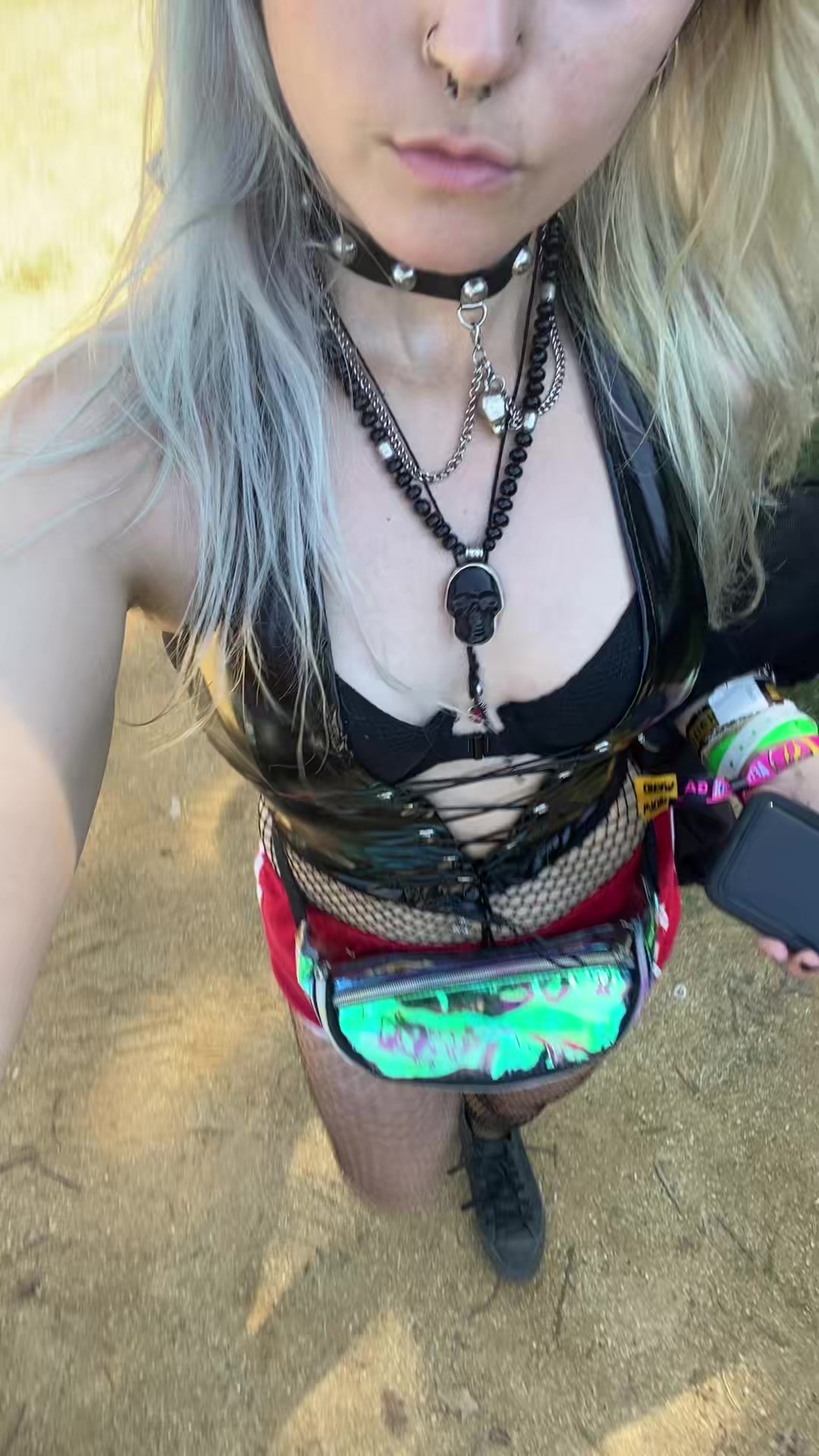 @Glo