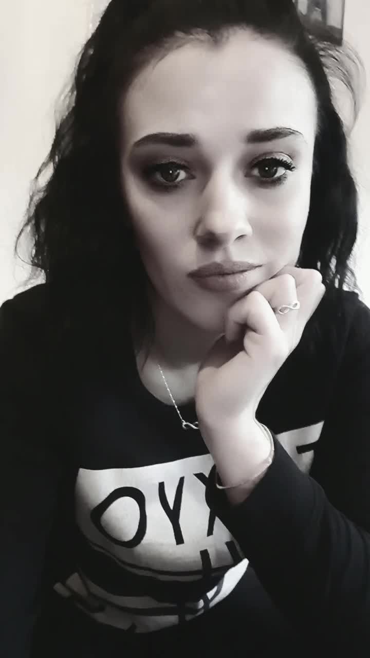 @laliika <3