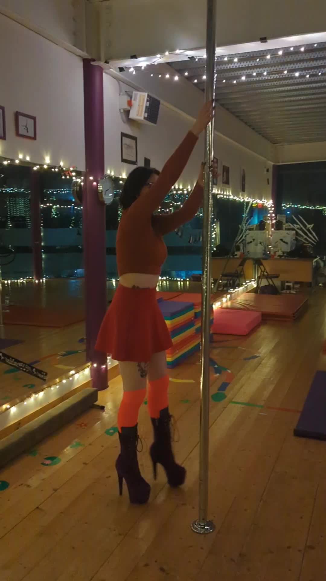 @lizziebeawhoever