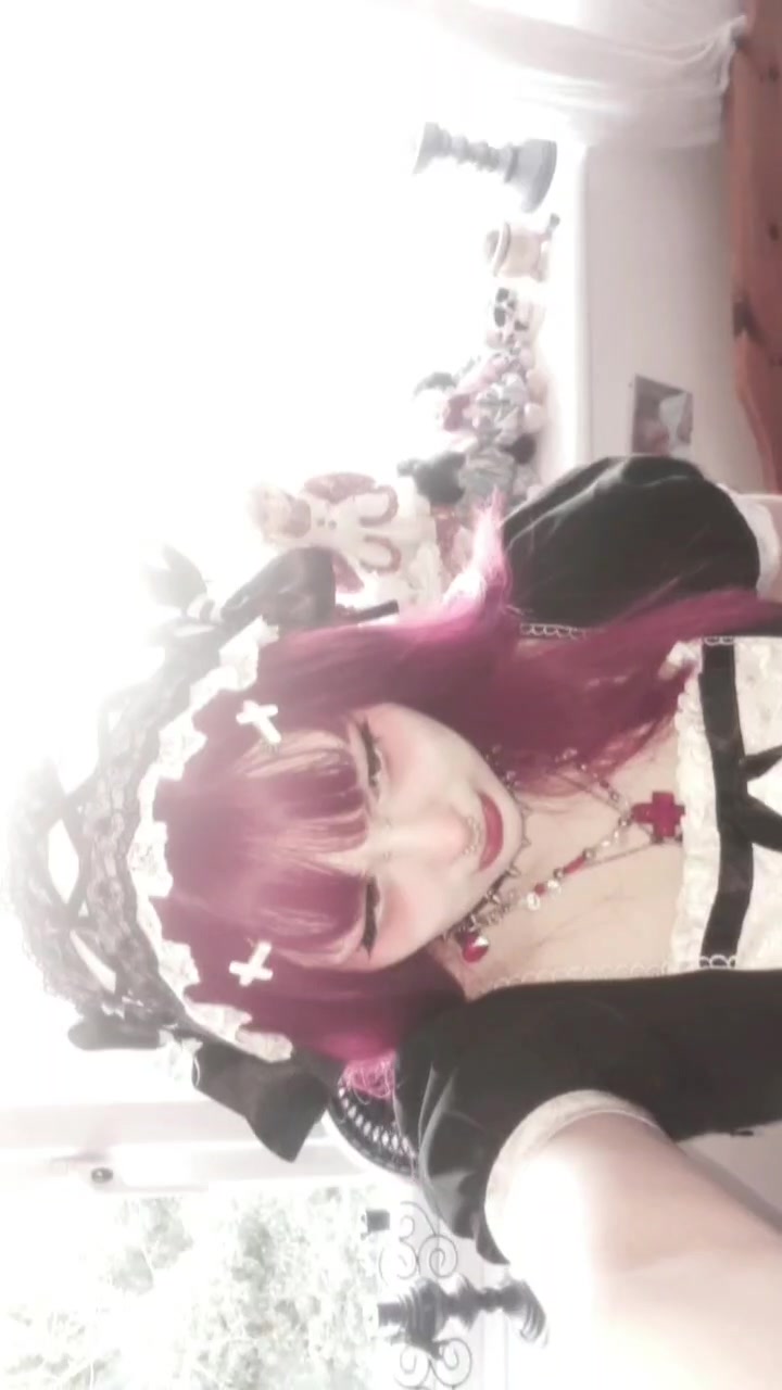 @Skullworm