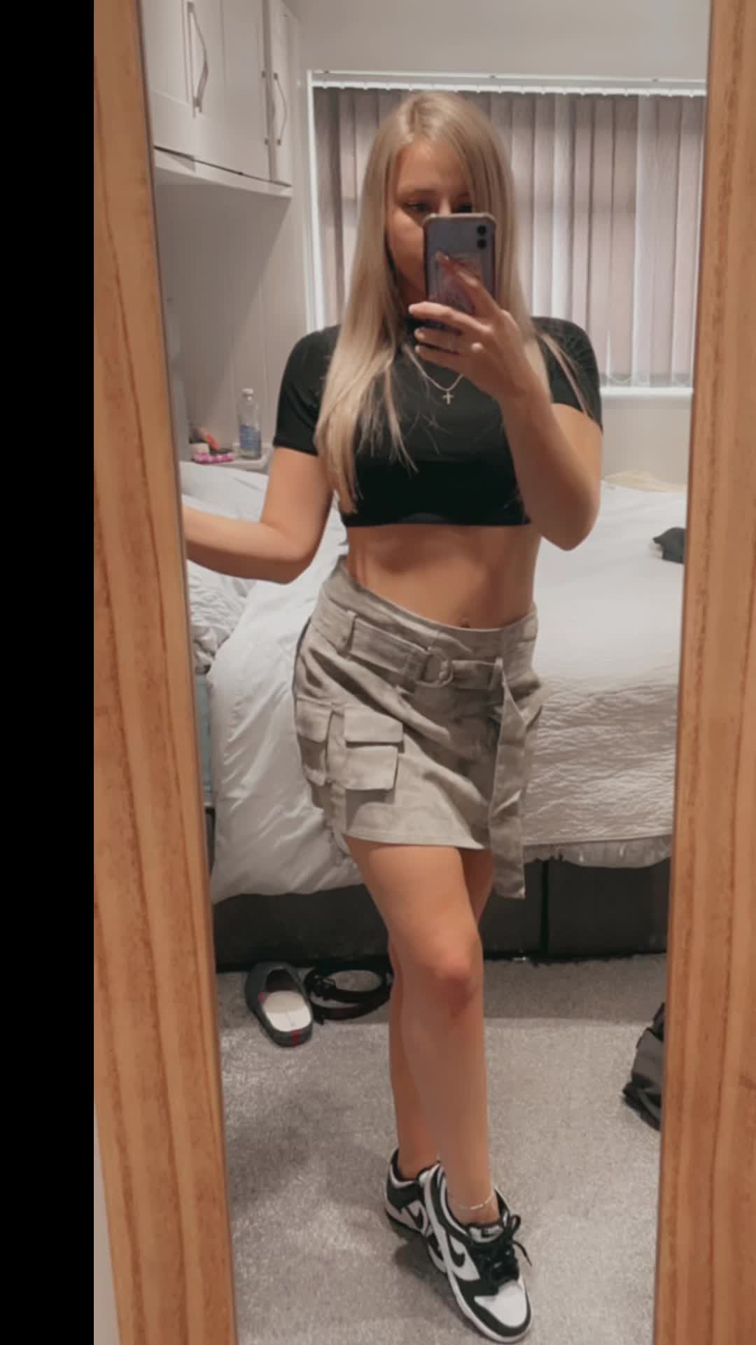 @Hollyyy