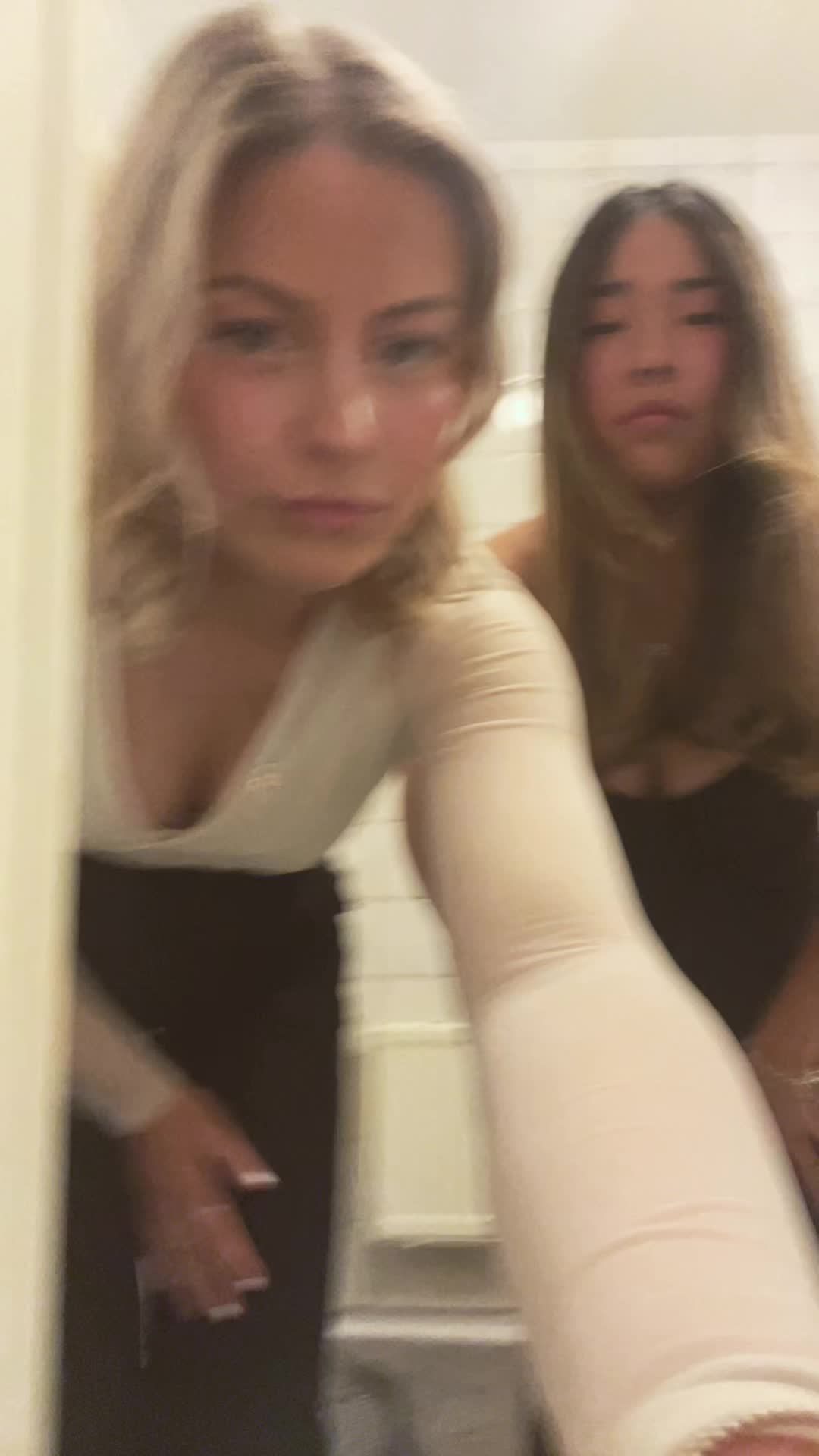 @neeeizzz