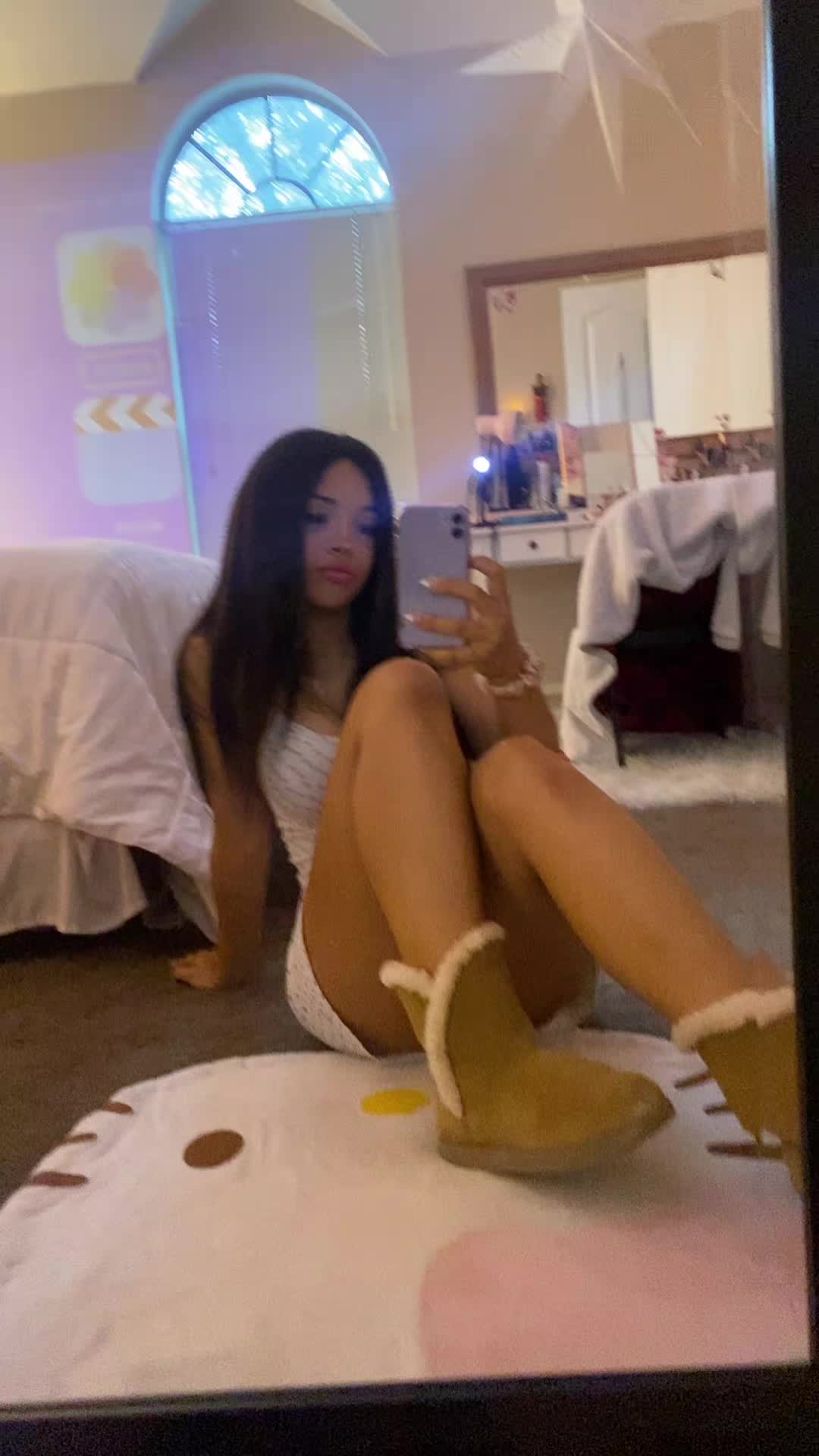 @lilly🩷
