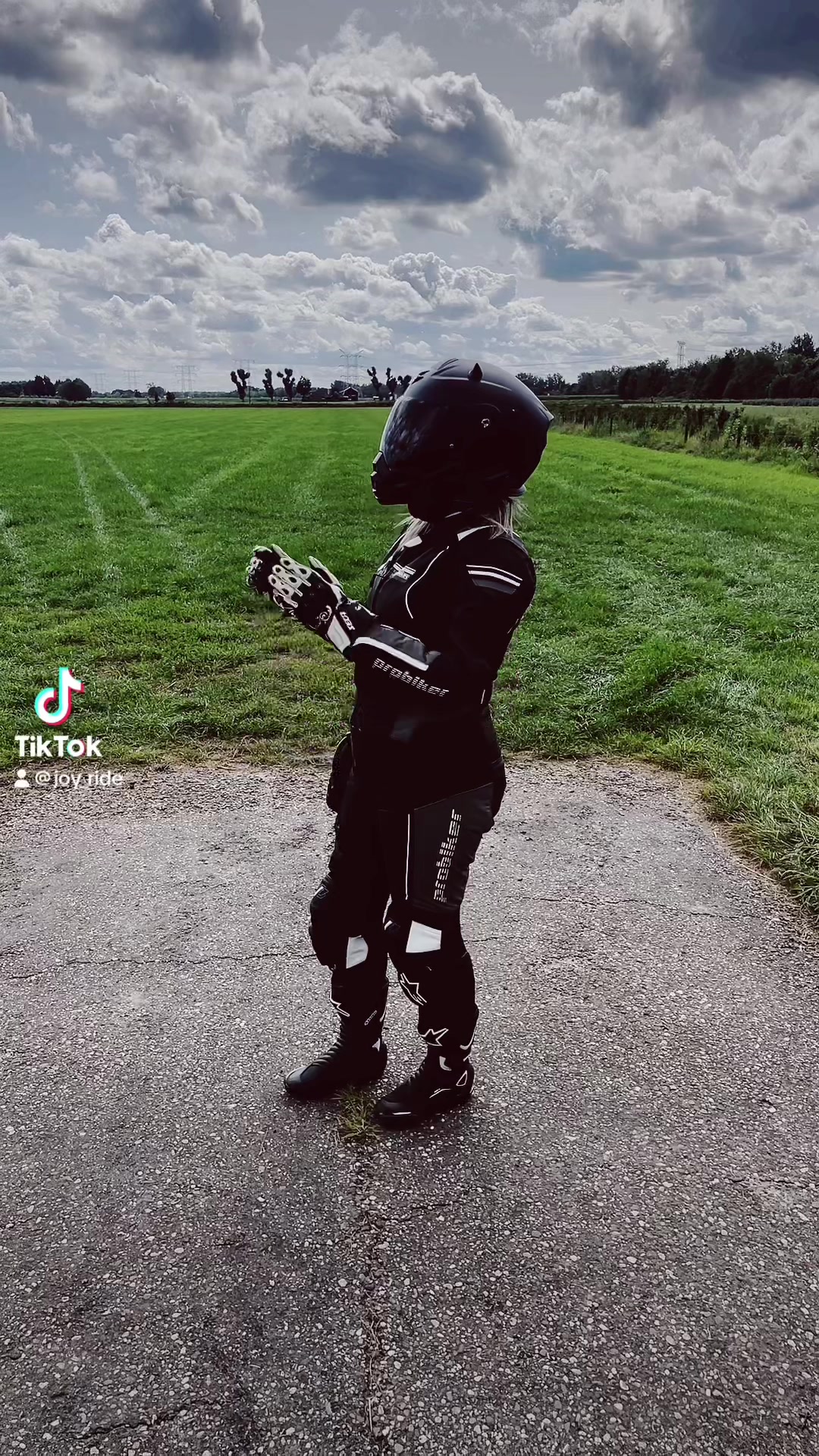 @Joy_Ride