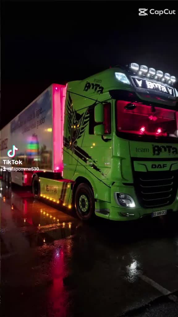 @Christopher 🚚