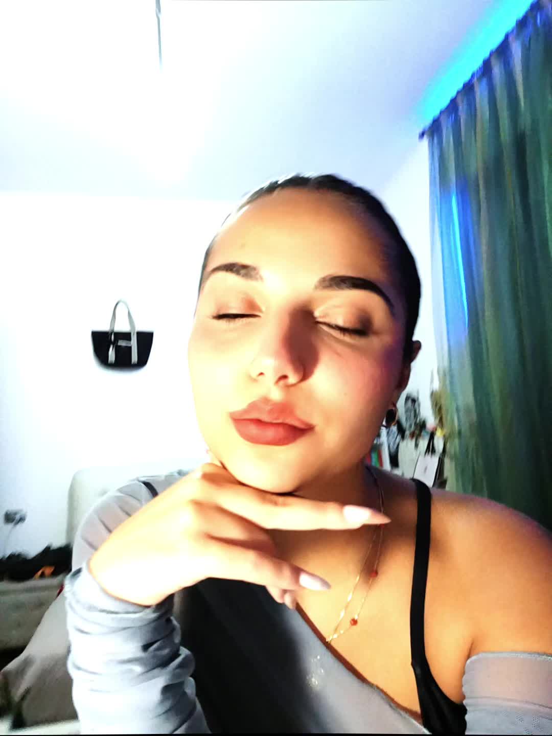 @fjorasaxnto