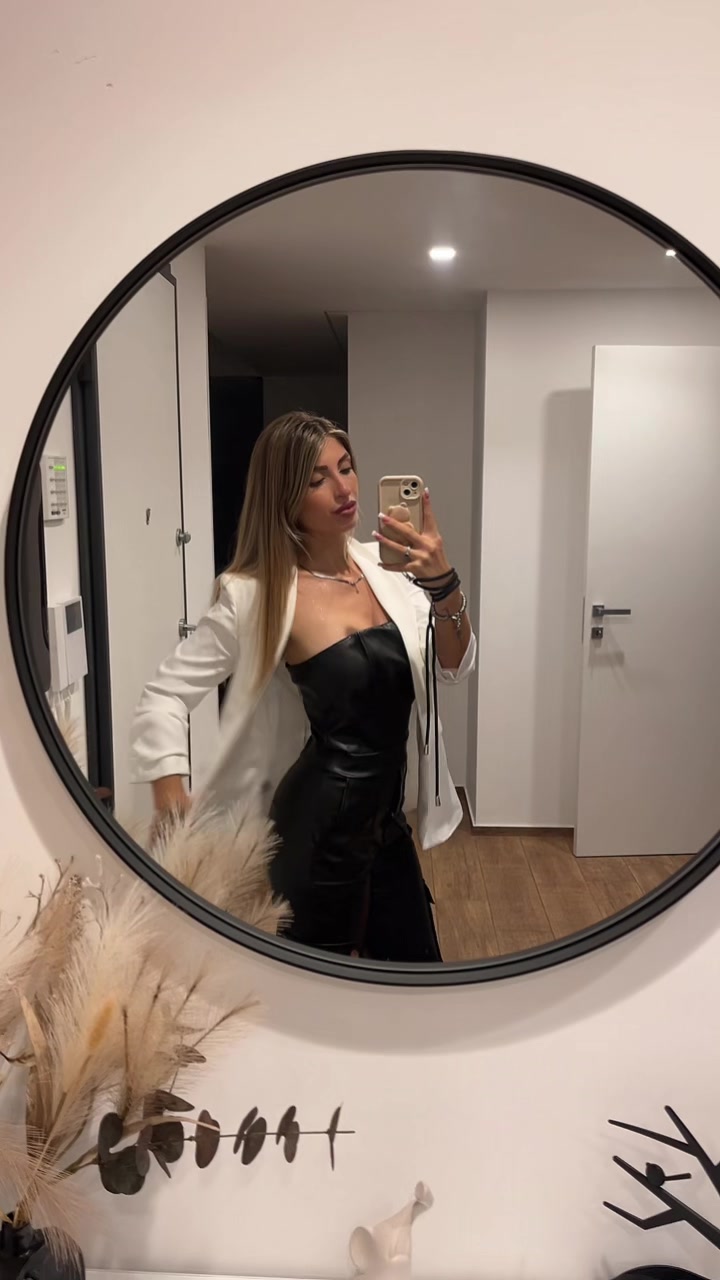 @Desirè Billante02