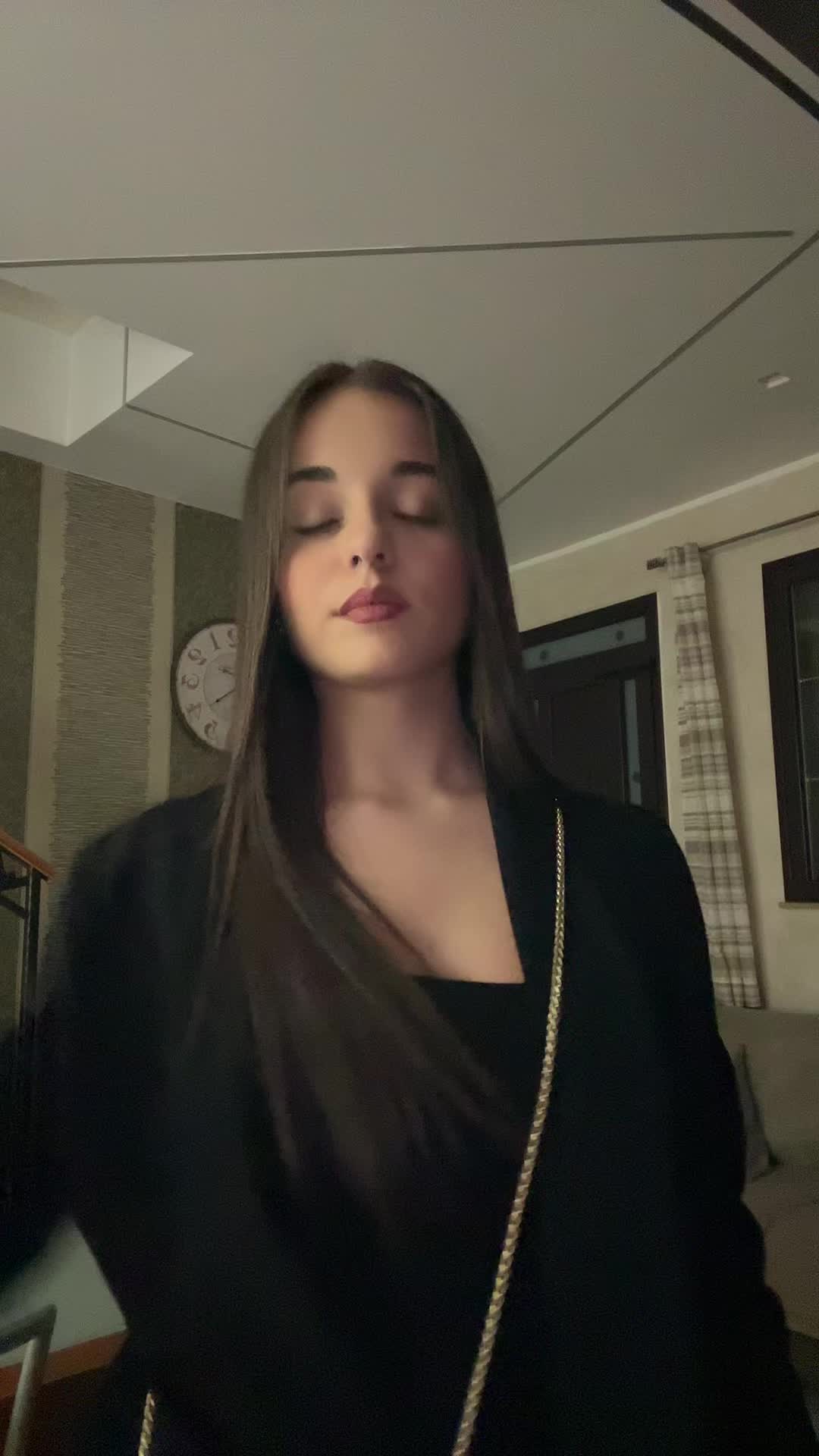 @𝑹𝑩