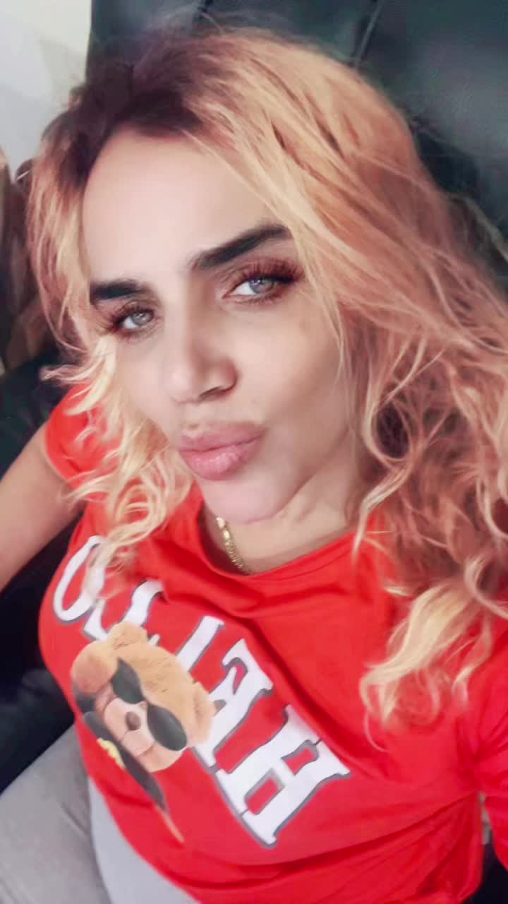 @La Rubia Cruz