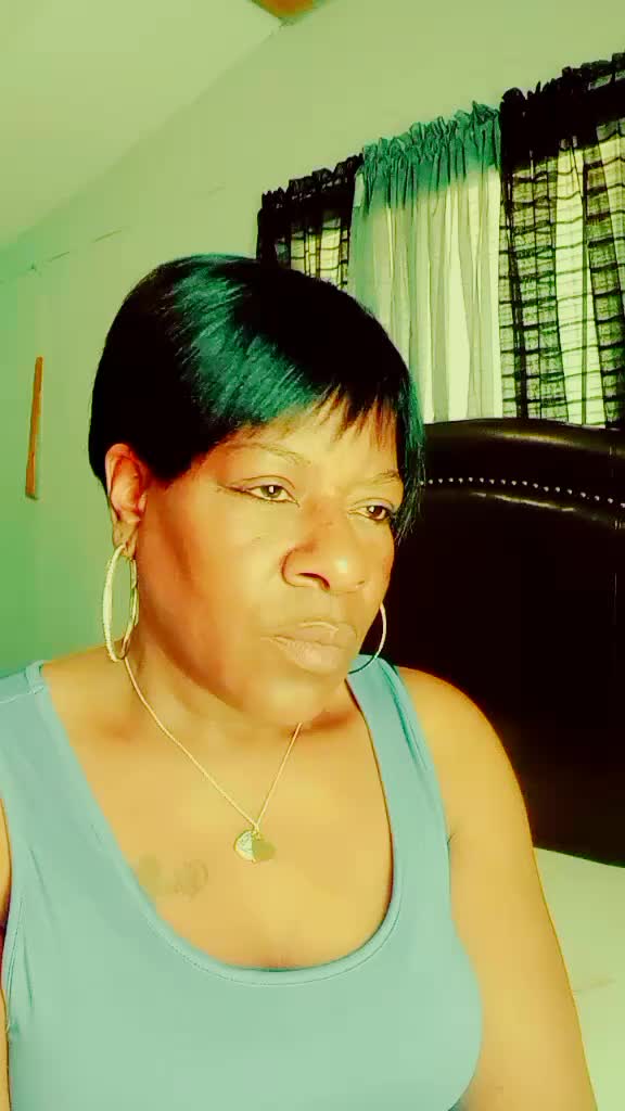 @Pauline Thomas
