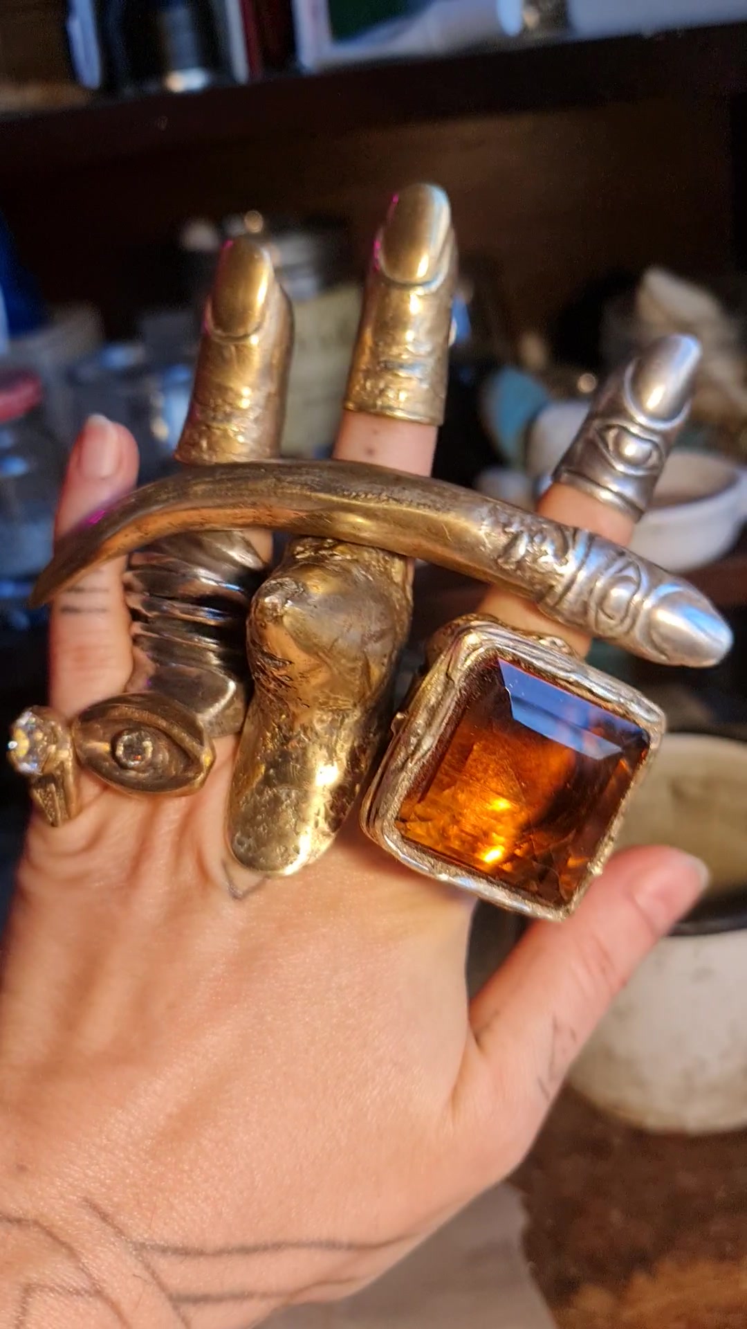@Raw Flow Jewelry