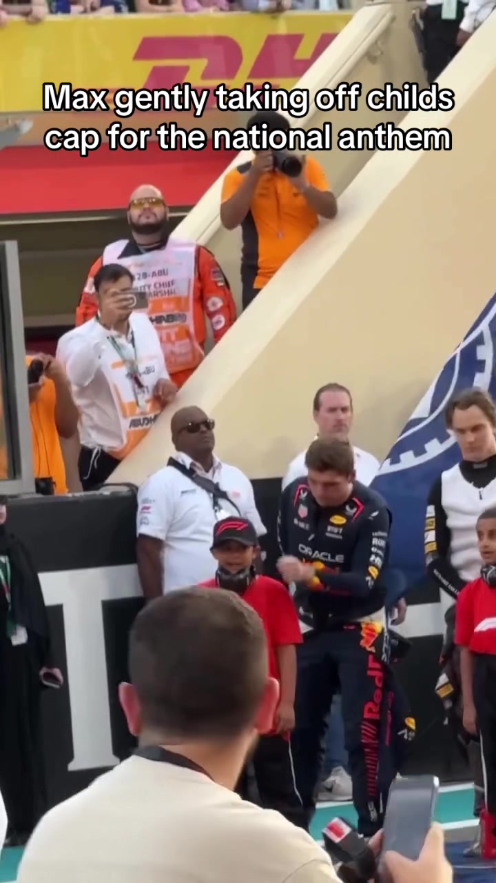 @tothegrandprix