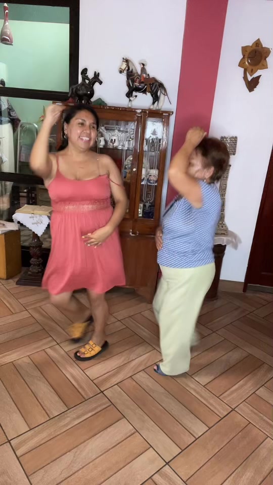 @👩🏽Mila y Mari👵🏼