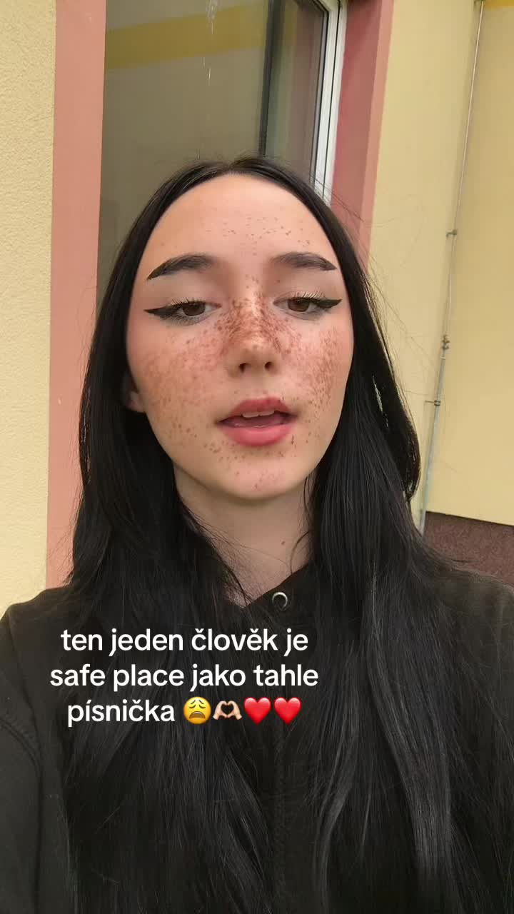@🤷🏻&zwj;♀️