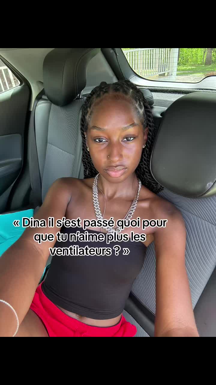@Dina🦋