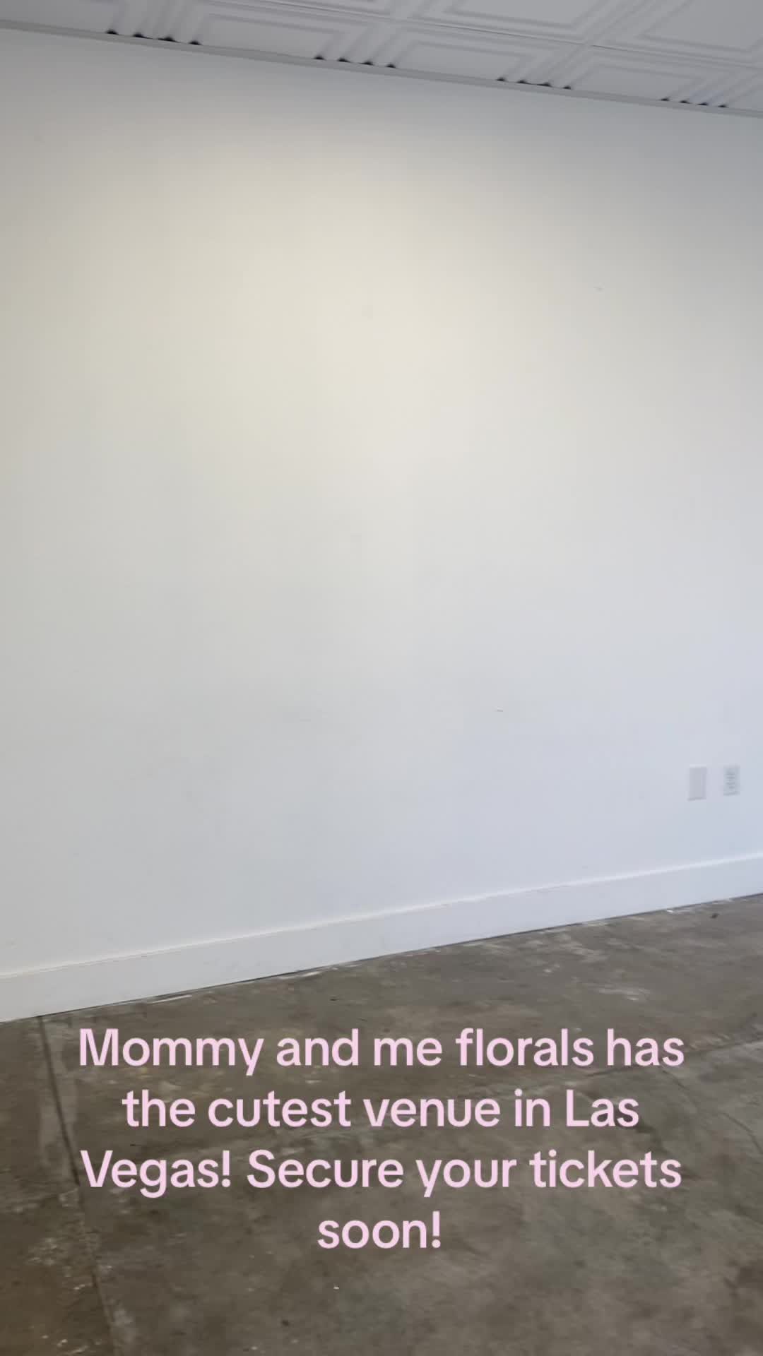 @Blooming in Luxe Floral Design